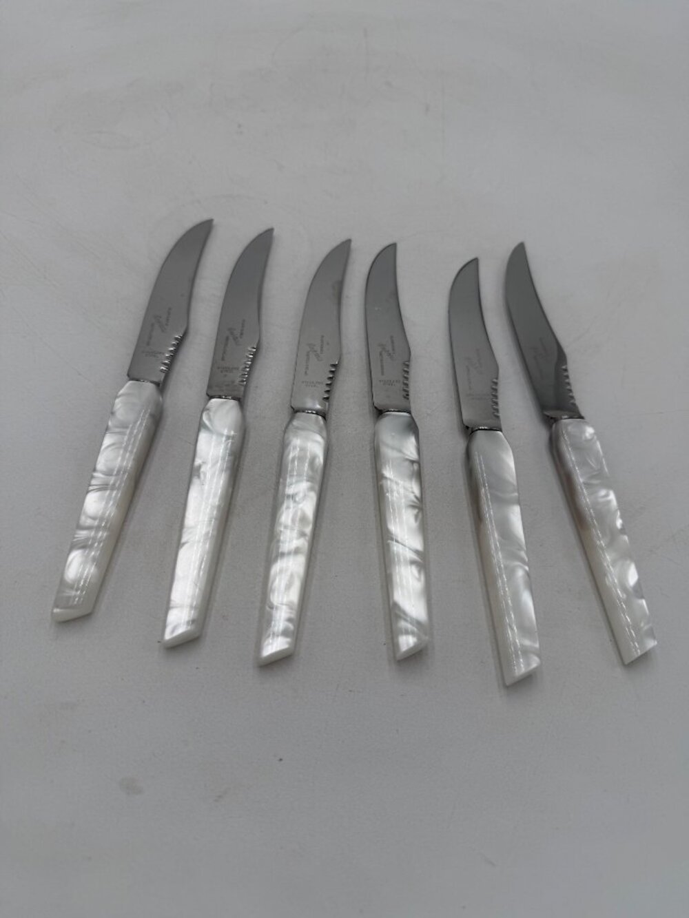 Empress Sheffield England Steak Knives MOther of Pearl Handles Set 6